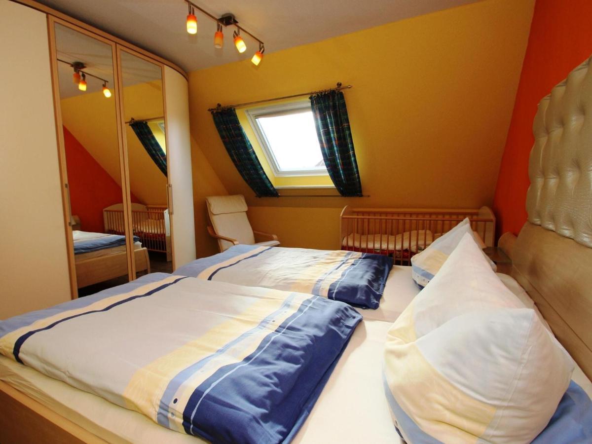Cozy Terraced House Near The Beach Dornumersiel Esterno foto